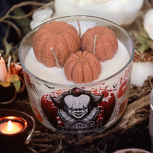 Halloween candles 750ML - top pumpkin spice bottom Black raspberry & vanilla