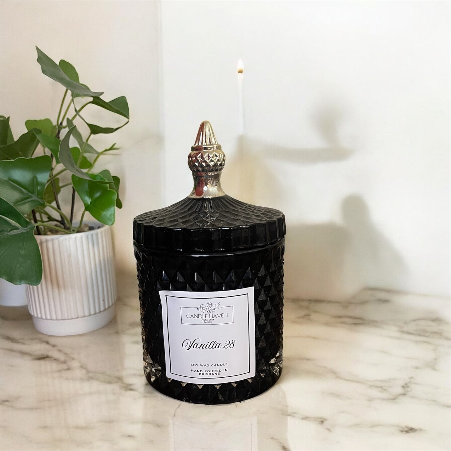 500ML royal 3 wick candle - Vanilla 28