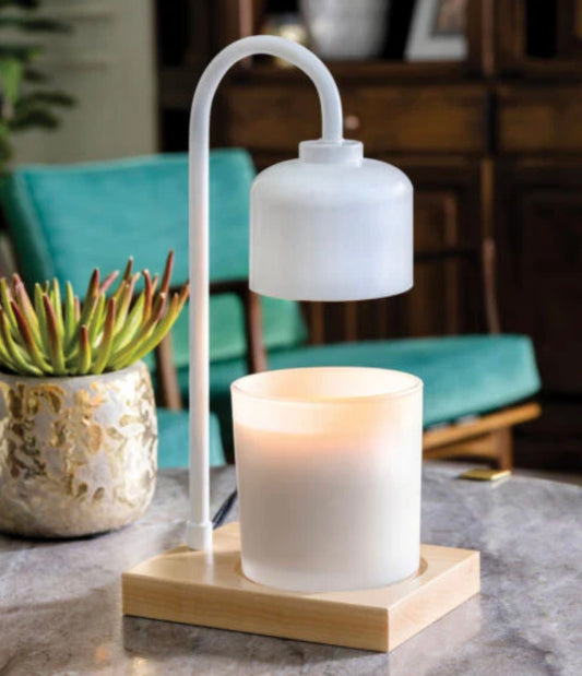 White & wood candle warmer